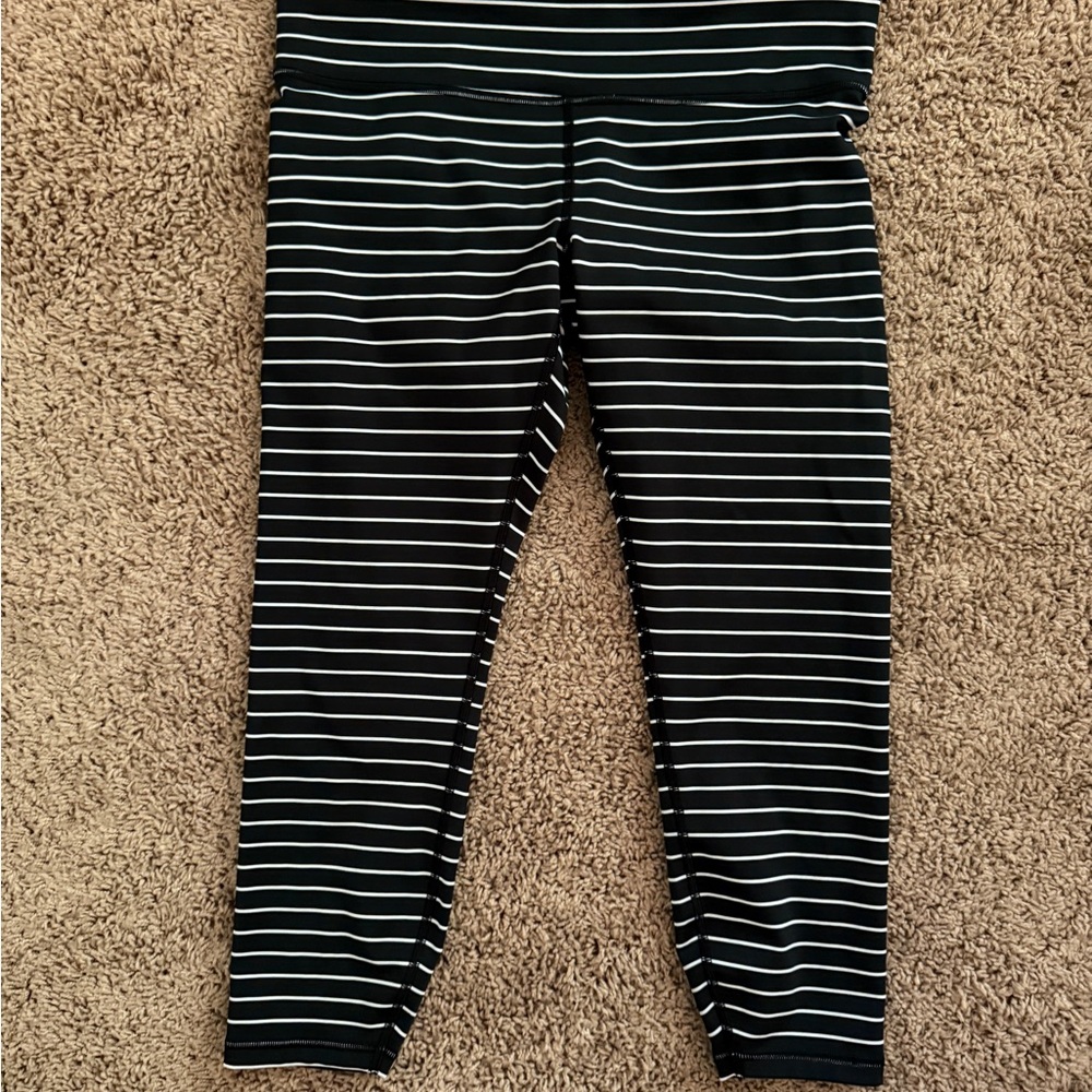 GAP Black and White Striped Leggings